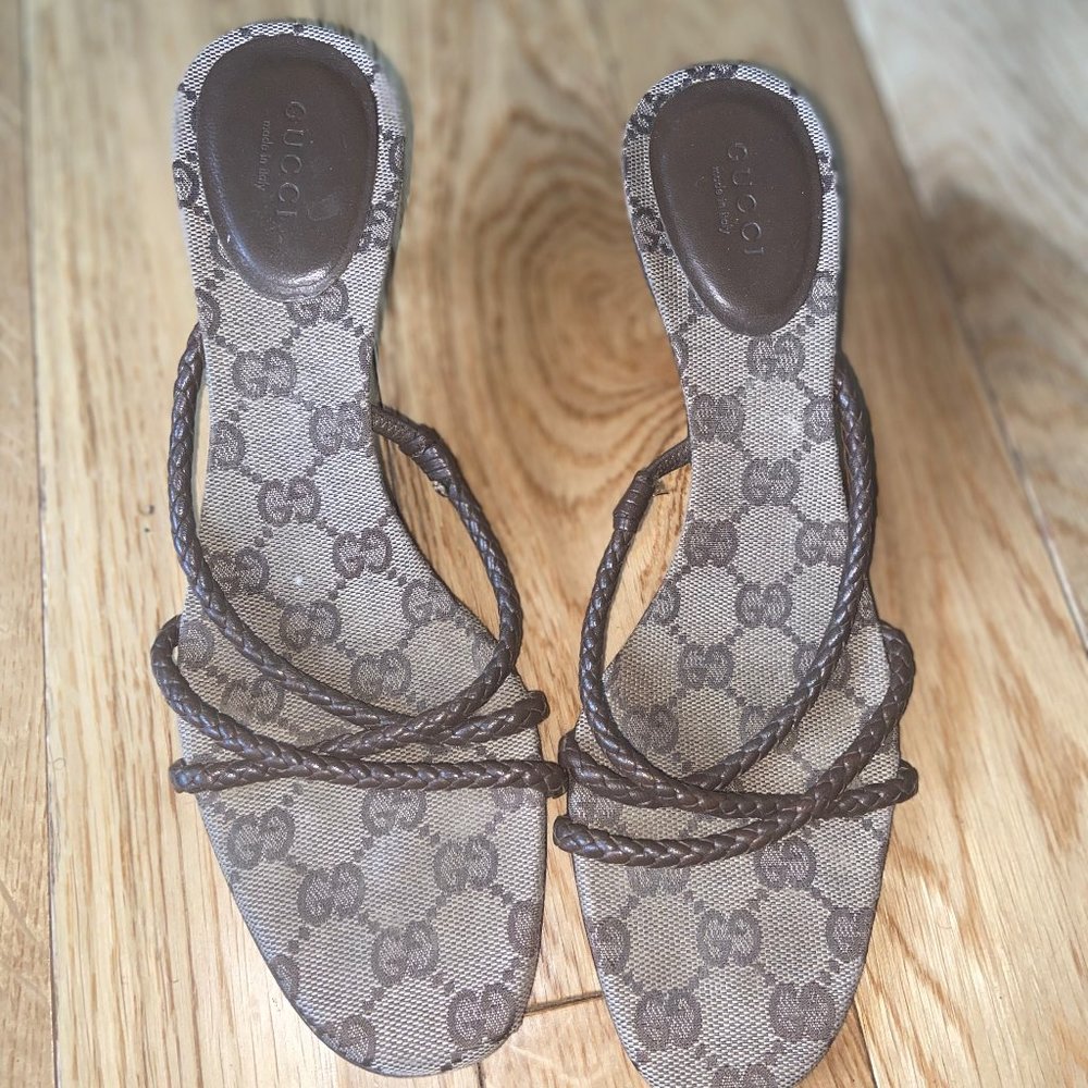 Gucci Monogram Logo Twine Sandals